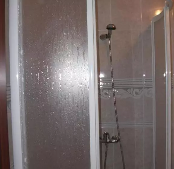 Standard Quadruple Room, Hostal Oasis