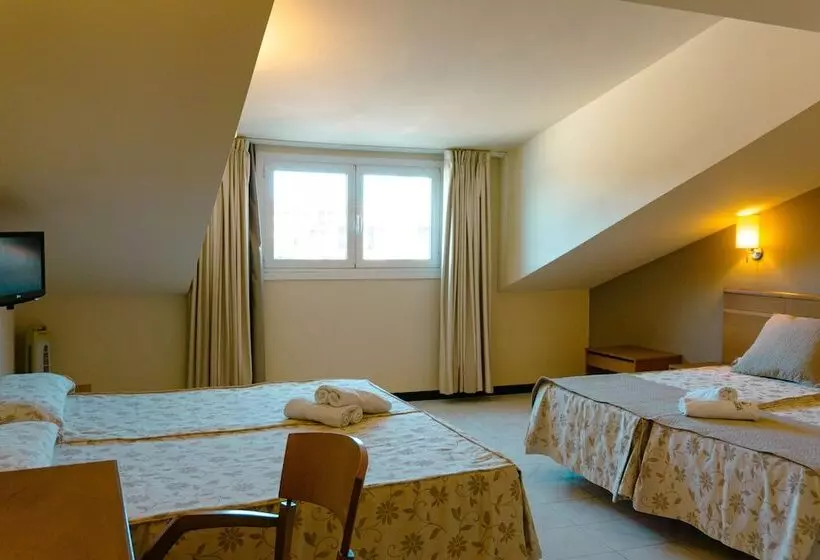 景色の見えるスタンダード４人部屋, Atalaya I