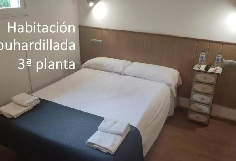 スタンダードシングルルーム, Hostal Cruce