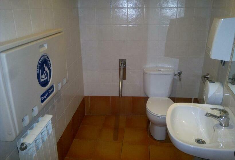 Четырехместный Номер Стандарт, Mesón De Colungo