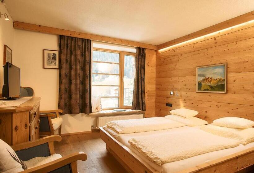 اتاق استاندارد, Almi S Berg