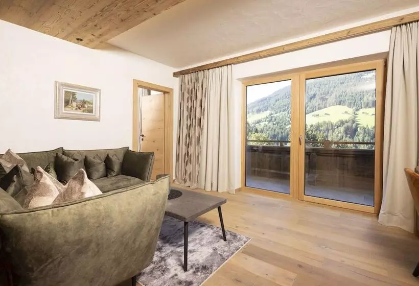 سوئیت با چشم‌انداز, Alpbacherhof Mountain & Spa Resort