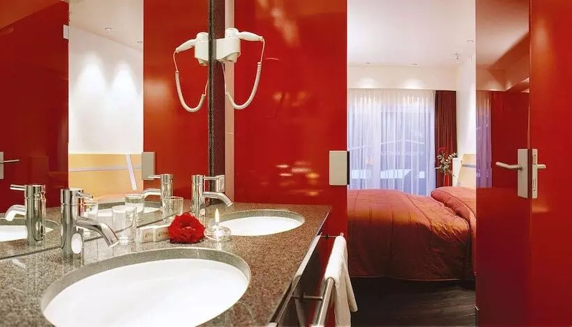 اتاق راحتی, Alpenlove Adult Spa