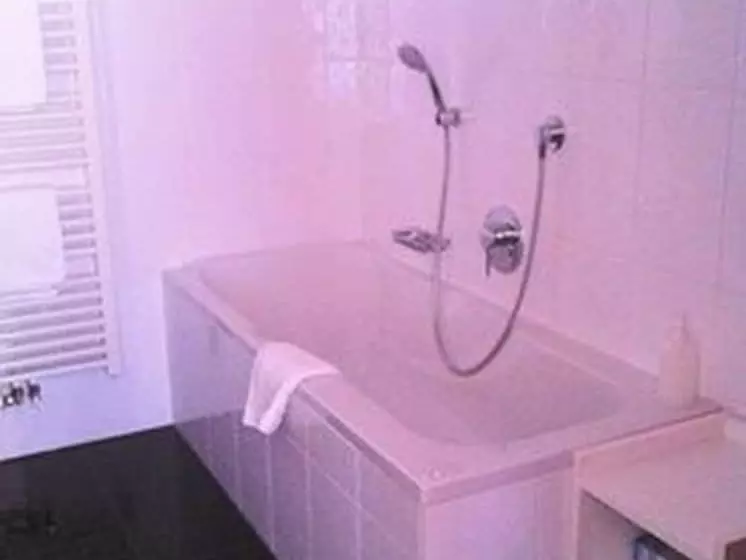 اتاق راحتی, Alpenlove Adult Spa