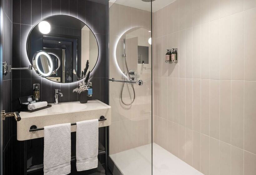 اتاق لوکس, Am Konzerthaus Vienna  Mgallery