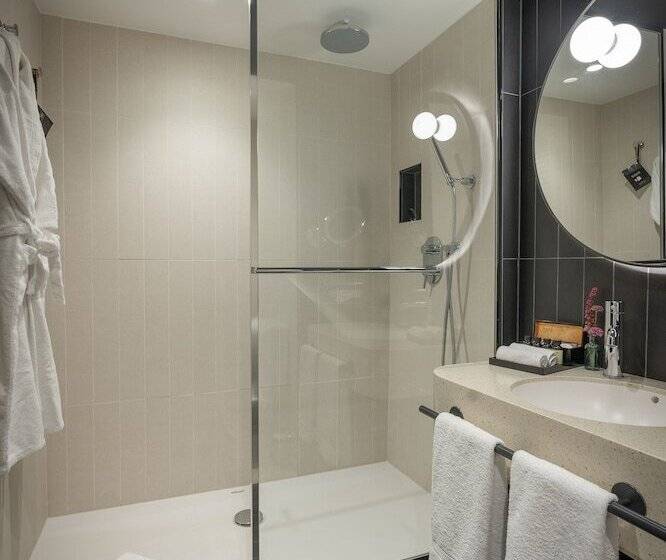 اتاق لوکس, Am Konzerthaus Vienna  Mgallery