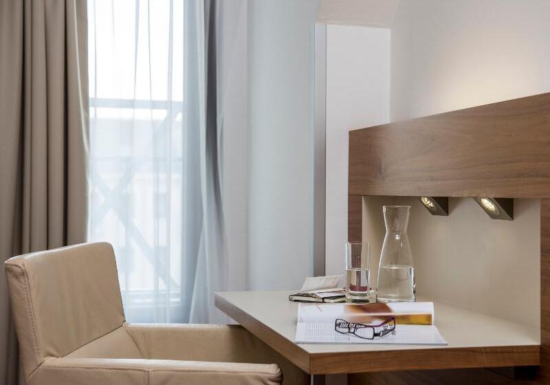 اتاق اجرایی, Austria Trend Hotel Anatol Wien