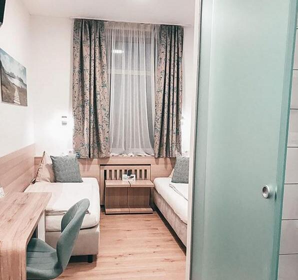 Номер Стандарт, Bayrischer Hof