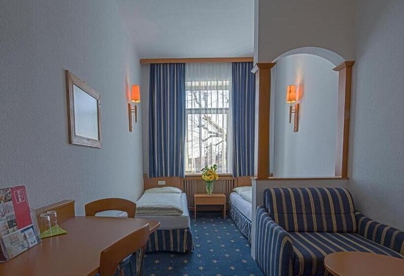 Номер Стандарт, Bayrischer Hof