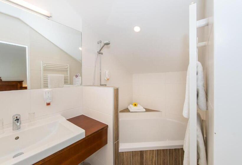 Номер Стандарт Трехместный, Bayrischer Hof