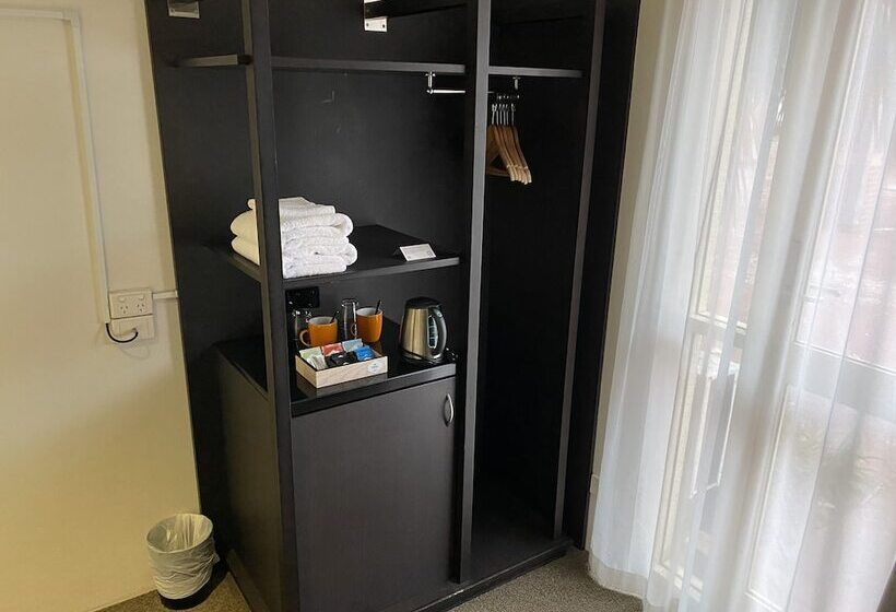 Номер Стандарт, Silkari Urban Cks Sydney Airport