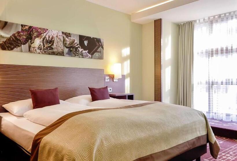 Полулюкс, Dorint City Hotel Salzburg