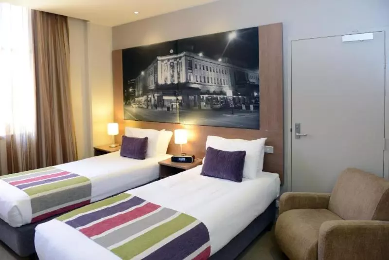 スーペリアールーム, Grosvenor Hotel Adelaide