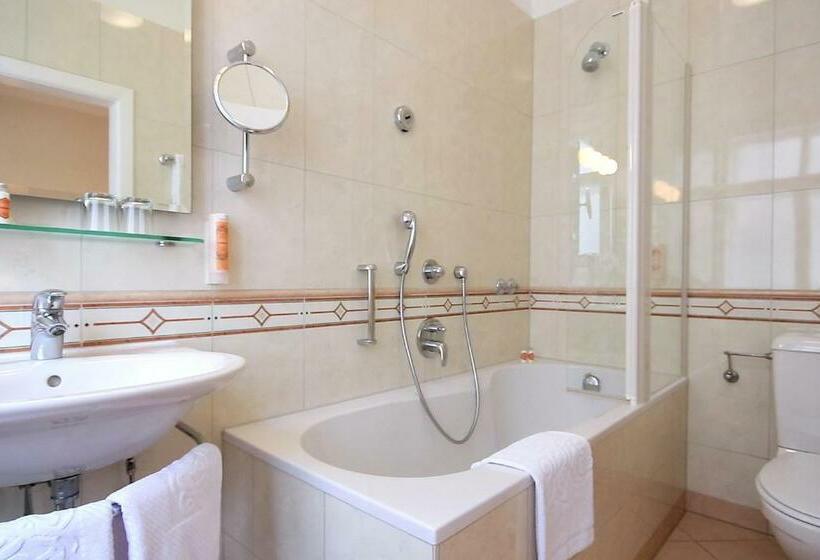 스탠다드 룸, Kaiserin Elisabeth