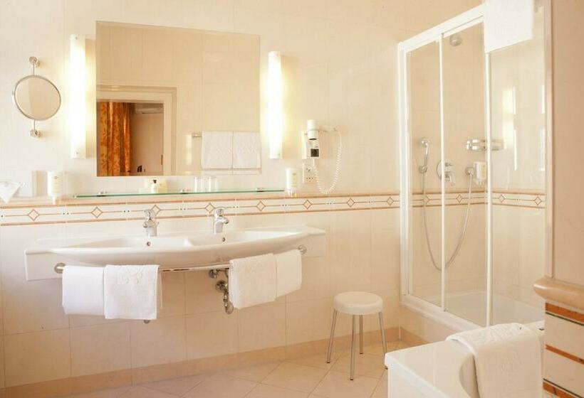 스탠다드 룸, Kaiserin Elisabeth