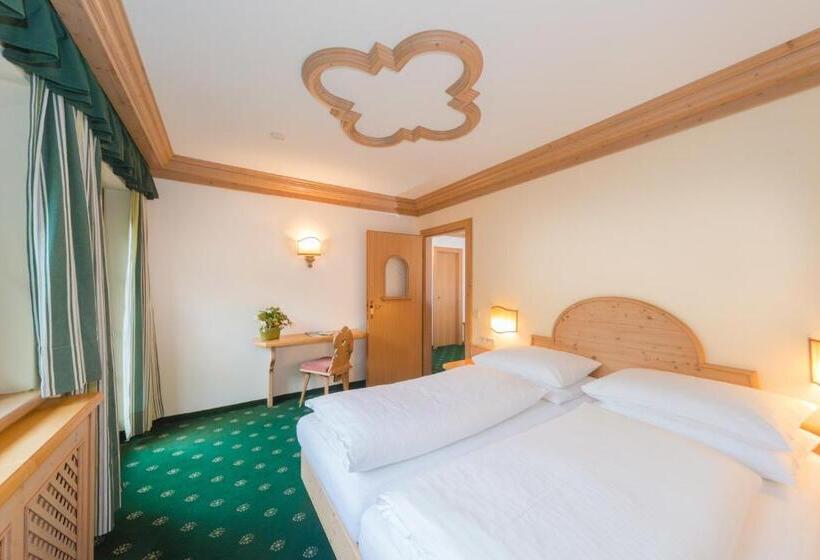 Люкс с Балконом, Landhaus St. Georg