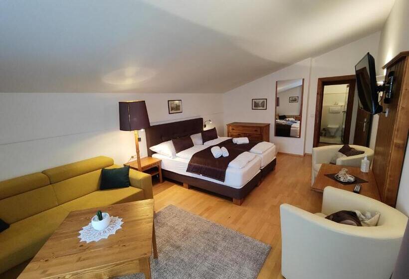 Семейный Номер, Landhaus St. Georg