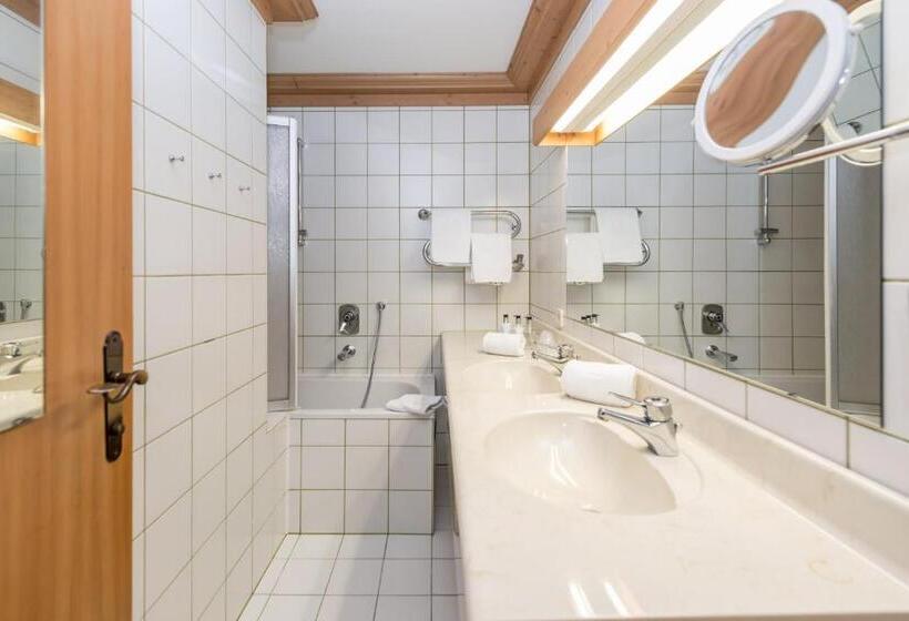 Люкс с Балконом, Landhaus St. Georg