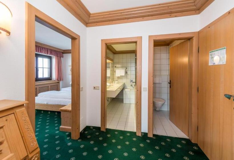 Люкс с Балконом, Landhaus St. Georg