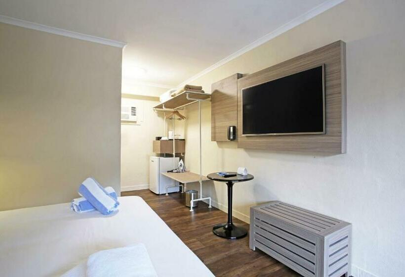 חדר סטנדרט, Mantra Club Croc