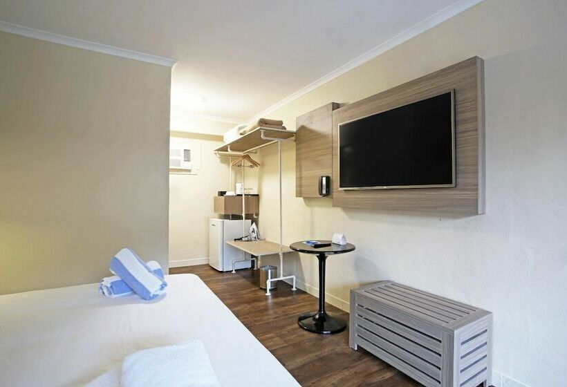 חדר סטנדרט, Mantra Club Croc