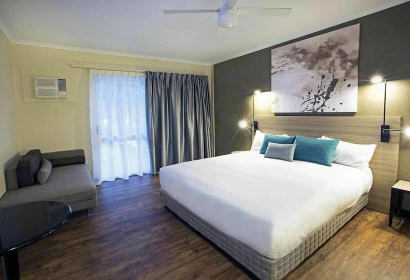 スタンダードコネクティングルーム, Mantra Club Croc