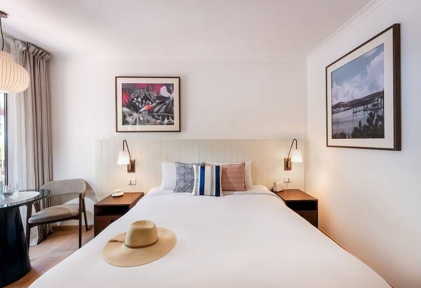 חדר סטנדרט, Mantra Club Croc