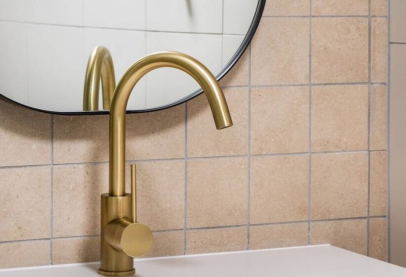 חדר סטנדרט, Mantra Club Croc