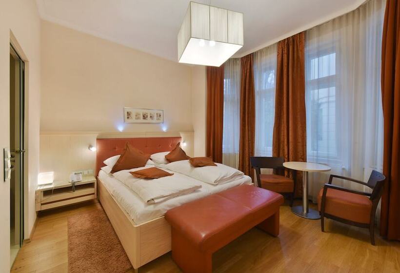 수피리어 룸, Pension Baronesse