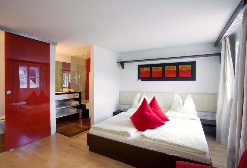 标准间, Rosenvilla