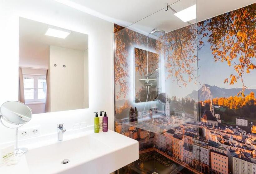 标准间, Rosenvilla