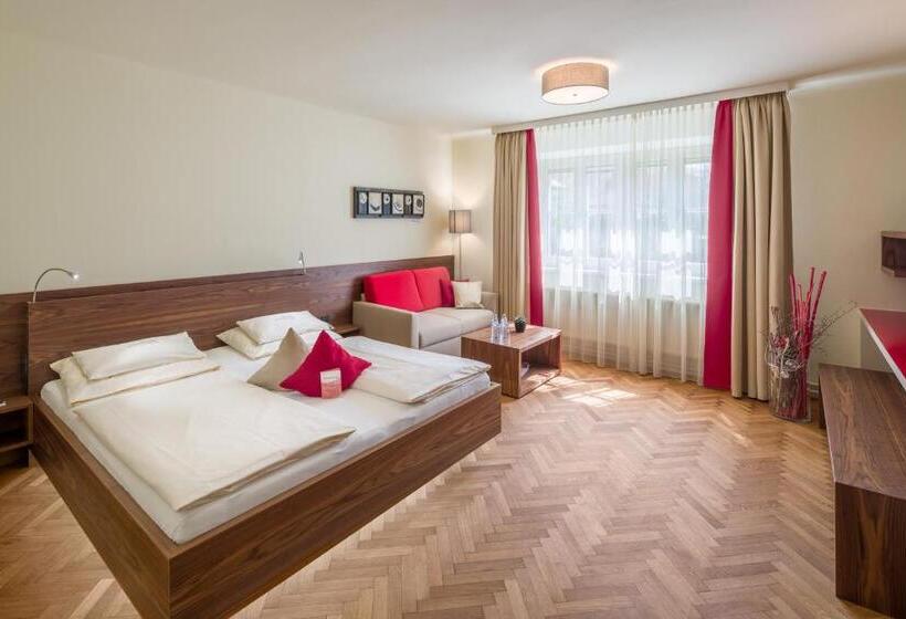 豪华房间, Rosenvilla