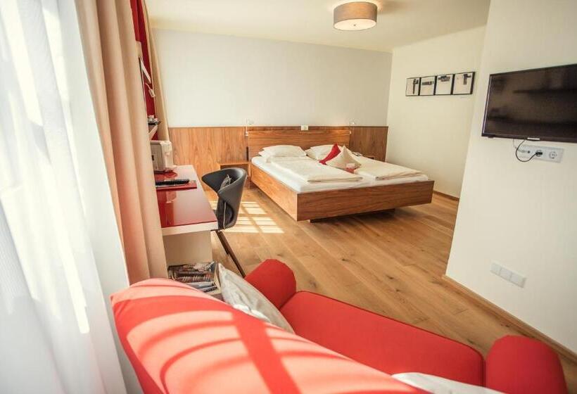 豪华房间, Rosenvilla