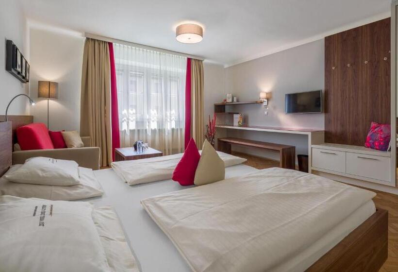 豪华房间, Rosenvilla