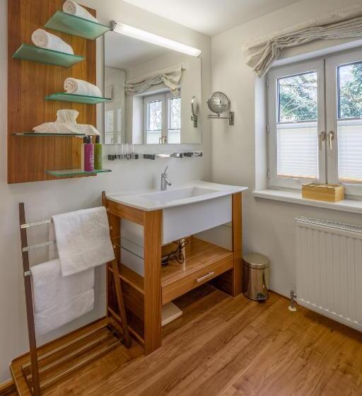 带露台的套间, Rosenvilla