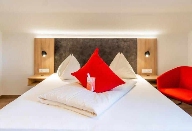 小型套房, Rosenvilla