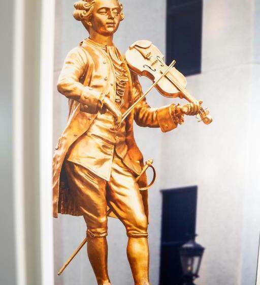 小型套房, Rosenvilla