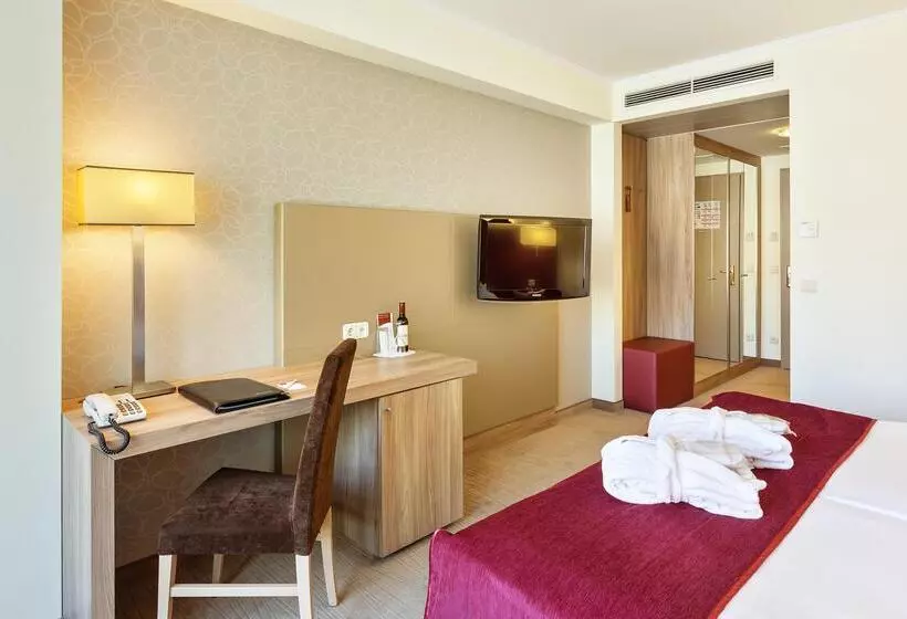 Superior-huone, Schillerpark Linz, A Member Of Radisson Individuals