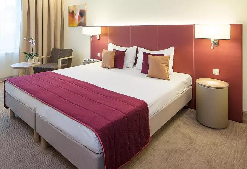Superior-huone, Schillerpark Linz, A Member Of Radisson Individuals