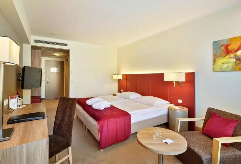 Superior-huone, Schillerpark Linz, A Member Of Radisson Individuals