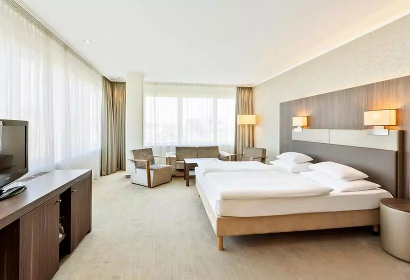 سوییت جونیور, Schillerpark Linz, A Member Of Radisson Individuals