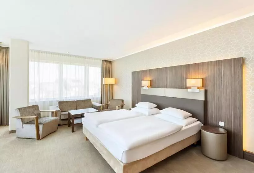 سوییت جونیور, Schillerpark Linz, A Member Of Radisson Individuals