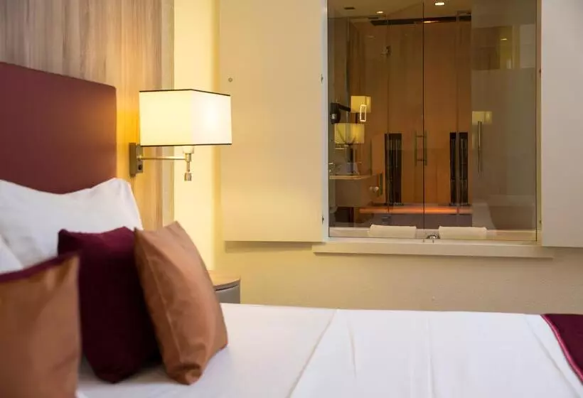 سوییت جونیور, Schillerpark Linz, A Member Of Radisson Individuals