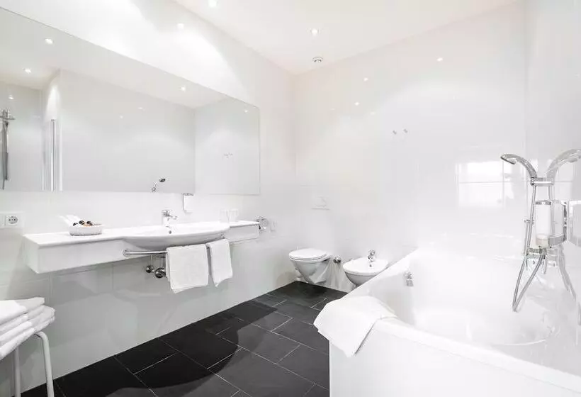 Suite Familiale 2 Chambres, Seefelds Bed & Breakfast