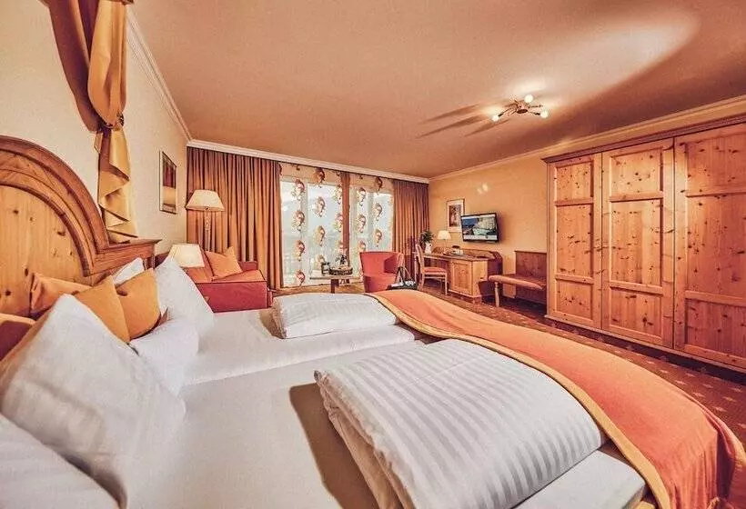 اتاق خانوادگی, Superior Sport Und Familienresort Alpenblick