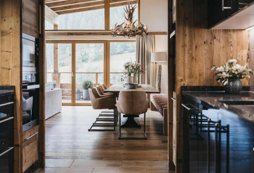 阁楼房, Vaya St Zeno Serfaus