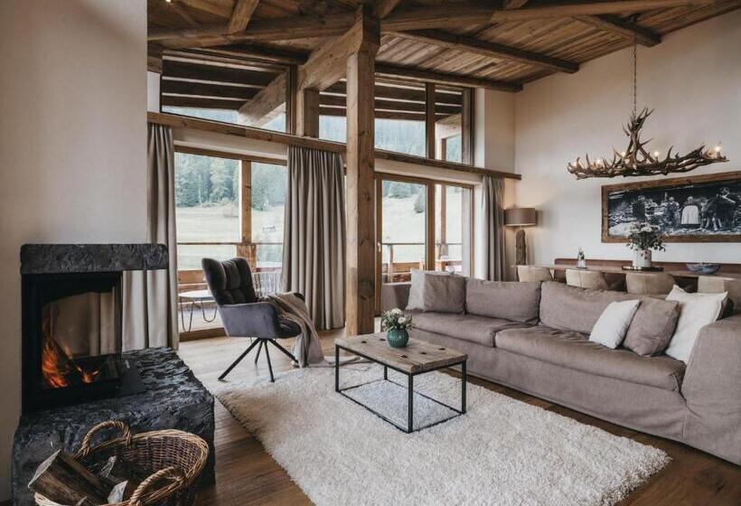 阁楼房, Vaya St Zeno Serfaus