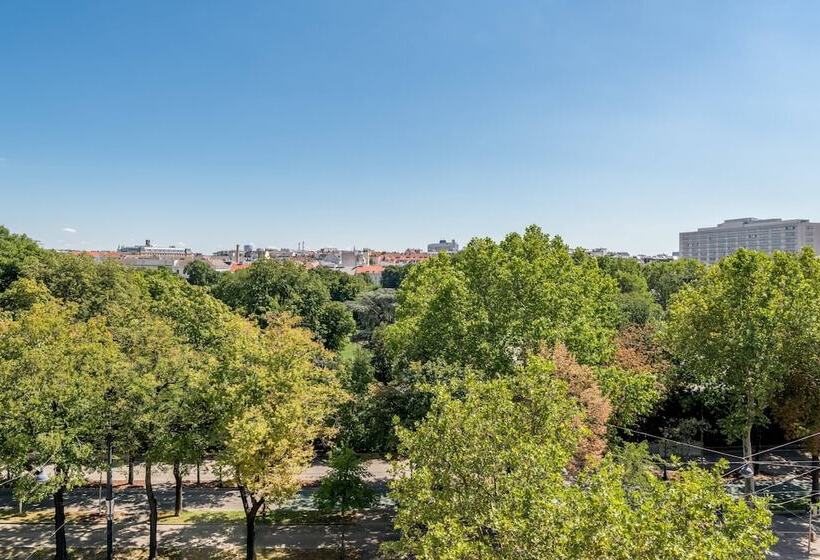 이그제큐티브 룸, Vienna Marriott