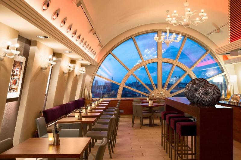 سوییت اجرایی, Vienna Marriott