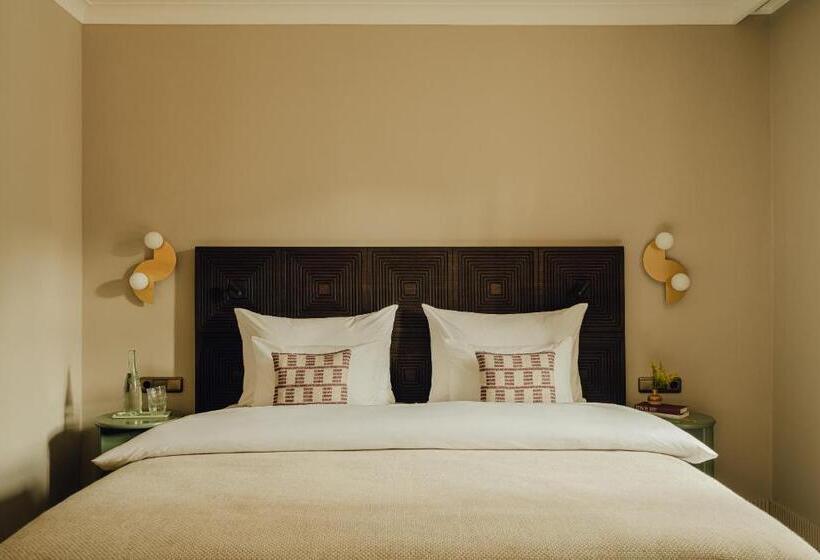 سوییت جونیور, Zum Hirschen Salzburg